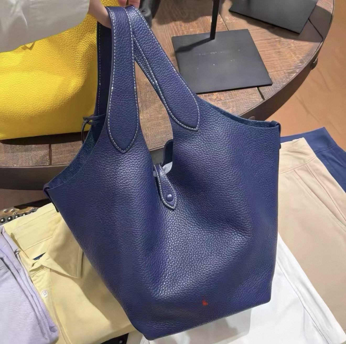 Women's Laf Vegetable Basket Soft Genuine Leather Large Capacity Bucket Bag