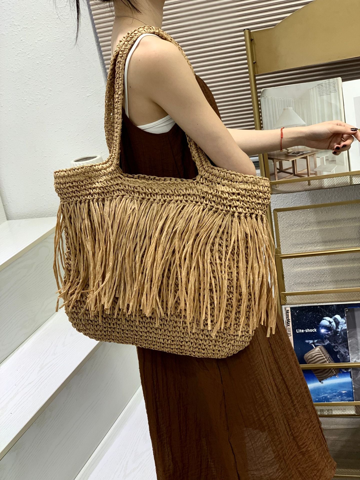 Summer Large Straw Vacation Style Woven Tassel Women's Shoulder Bag