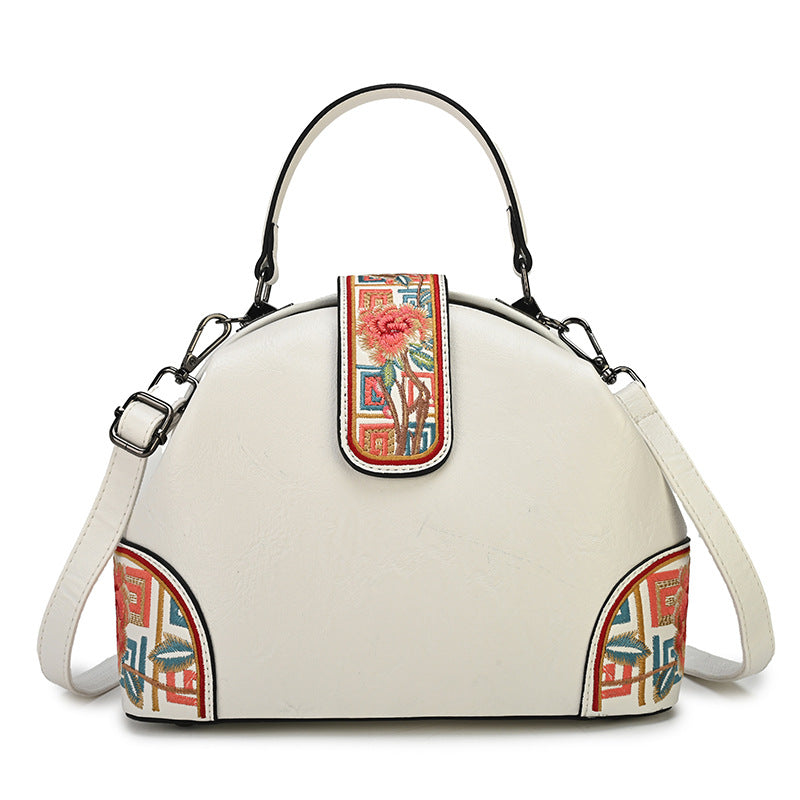 Women's Carving Printed Ethnic Style Large Capacity Retro National Women's Messenger Bag