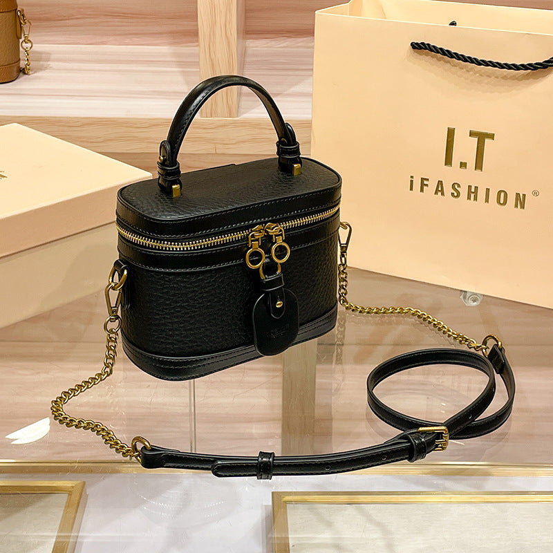 Women's Box Fashion Niche Temperament Black Lion Handbags