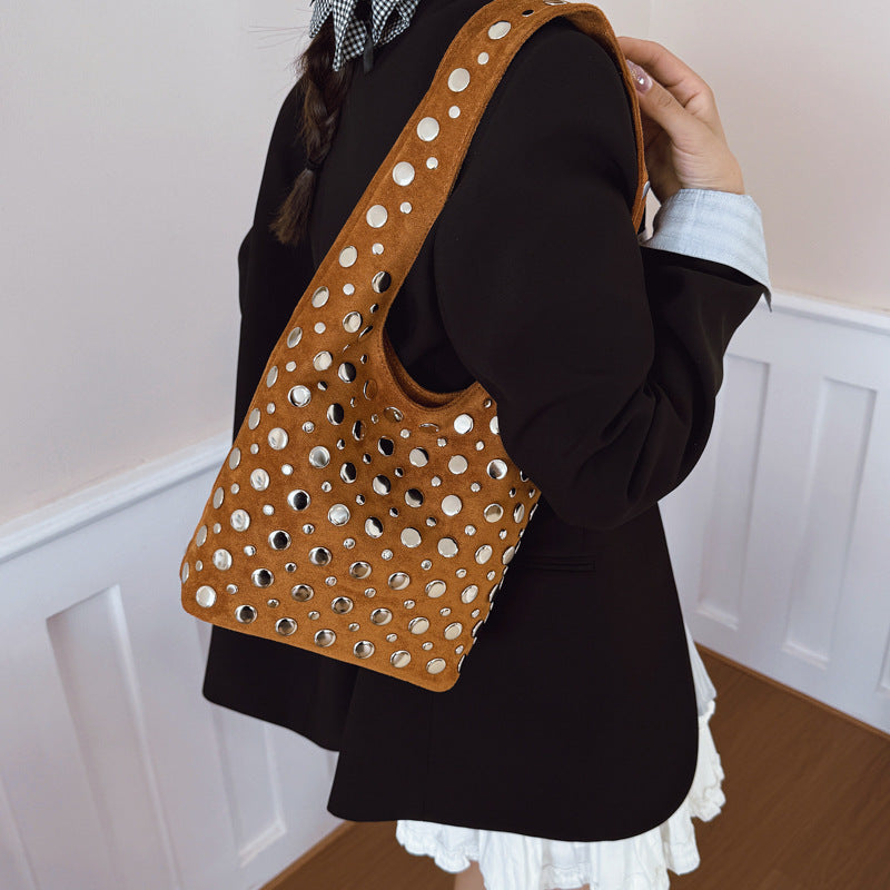 Women's Trend Retro Personality All Match Underarm Rivet Bags
