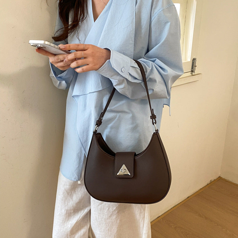 Women's French Minority High-grade Moon Crescent Simple Bags