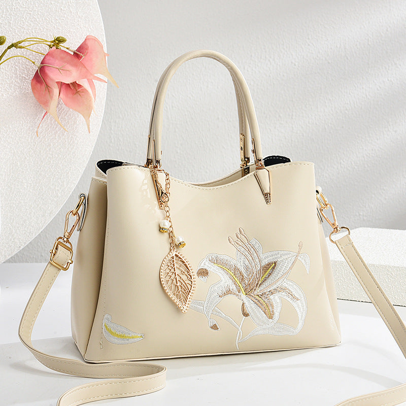 Women's Light Luxury Elegant Chinese Style Traditional Embroidered Handbags