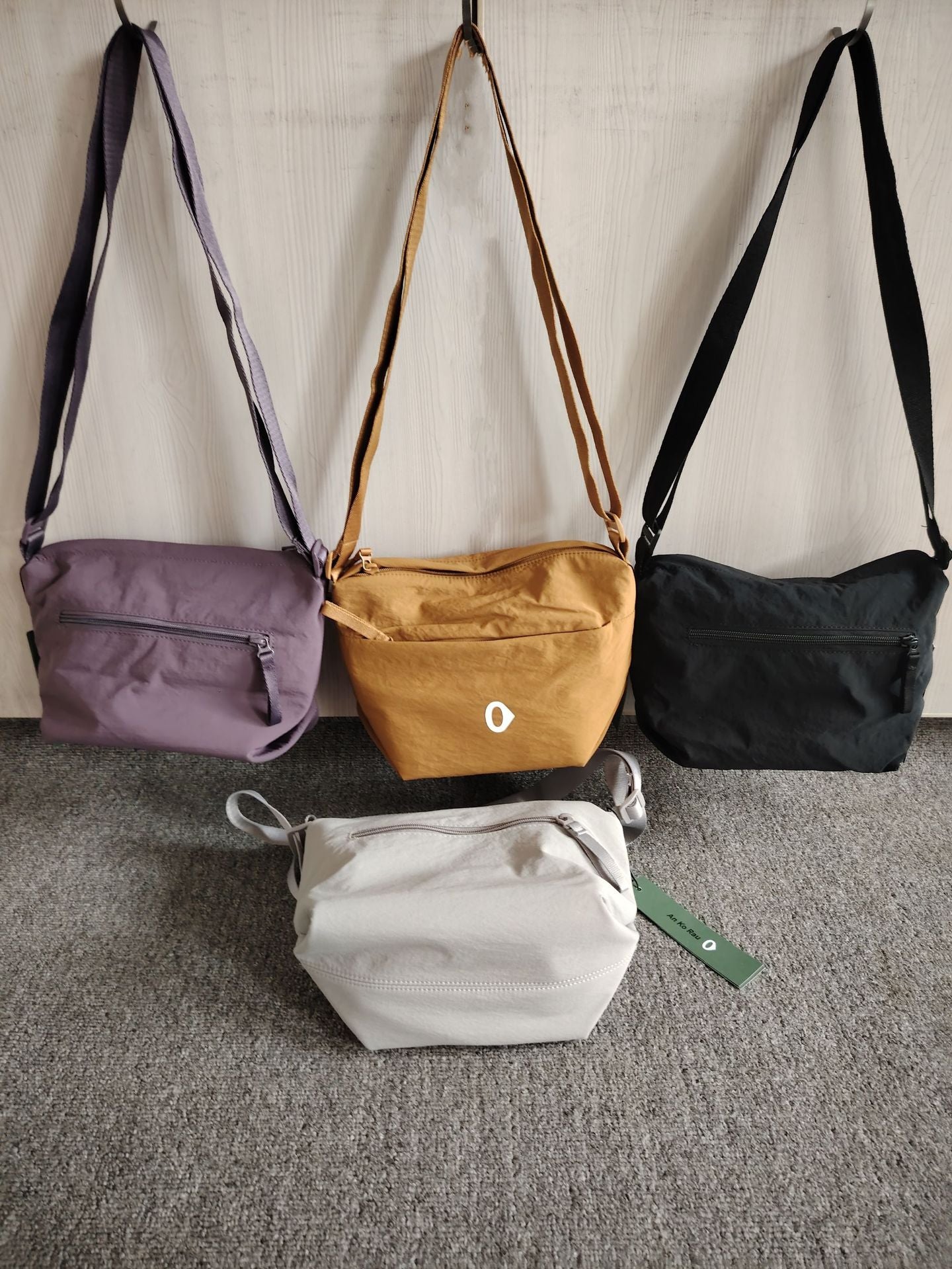 Women's Plain Style Pointed Logo Solid Color Bags