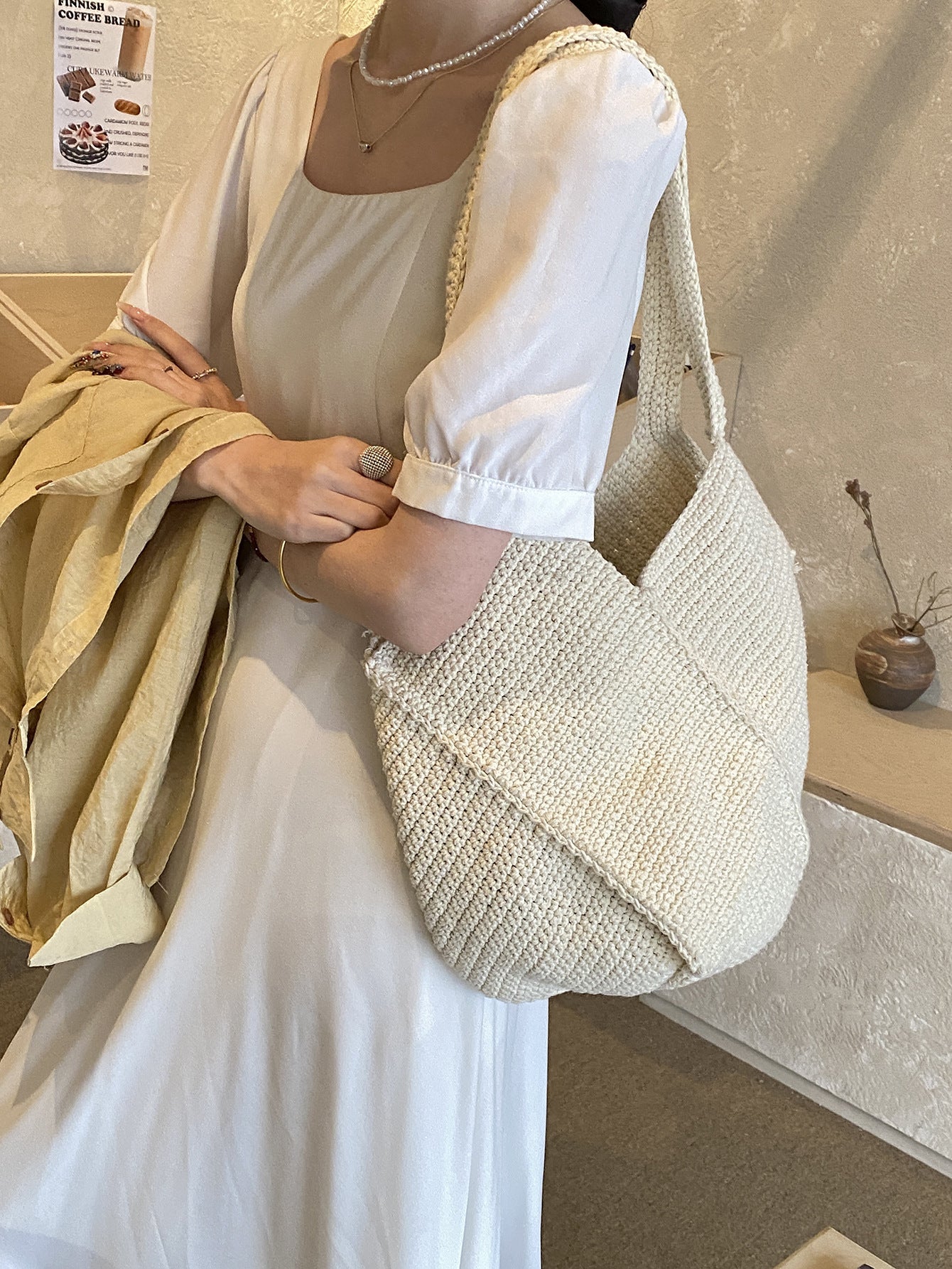 High-grade Crochet Large Capacity High Quality Commuter Woven Women's Shoulder Bag