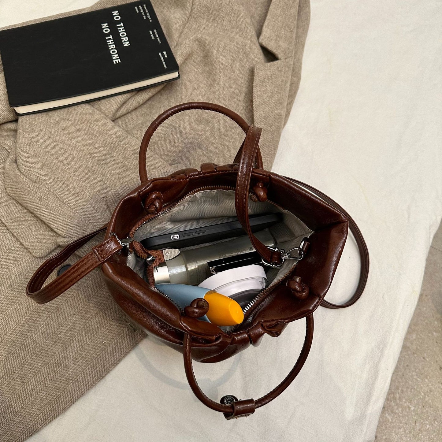 French Pleated Cloud Fashion Soft Leather Portable Vegetable Bags