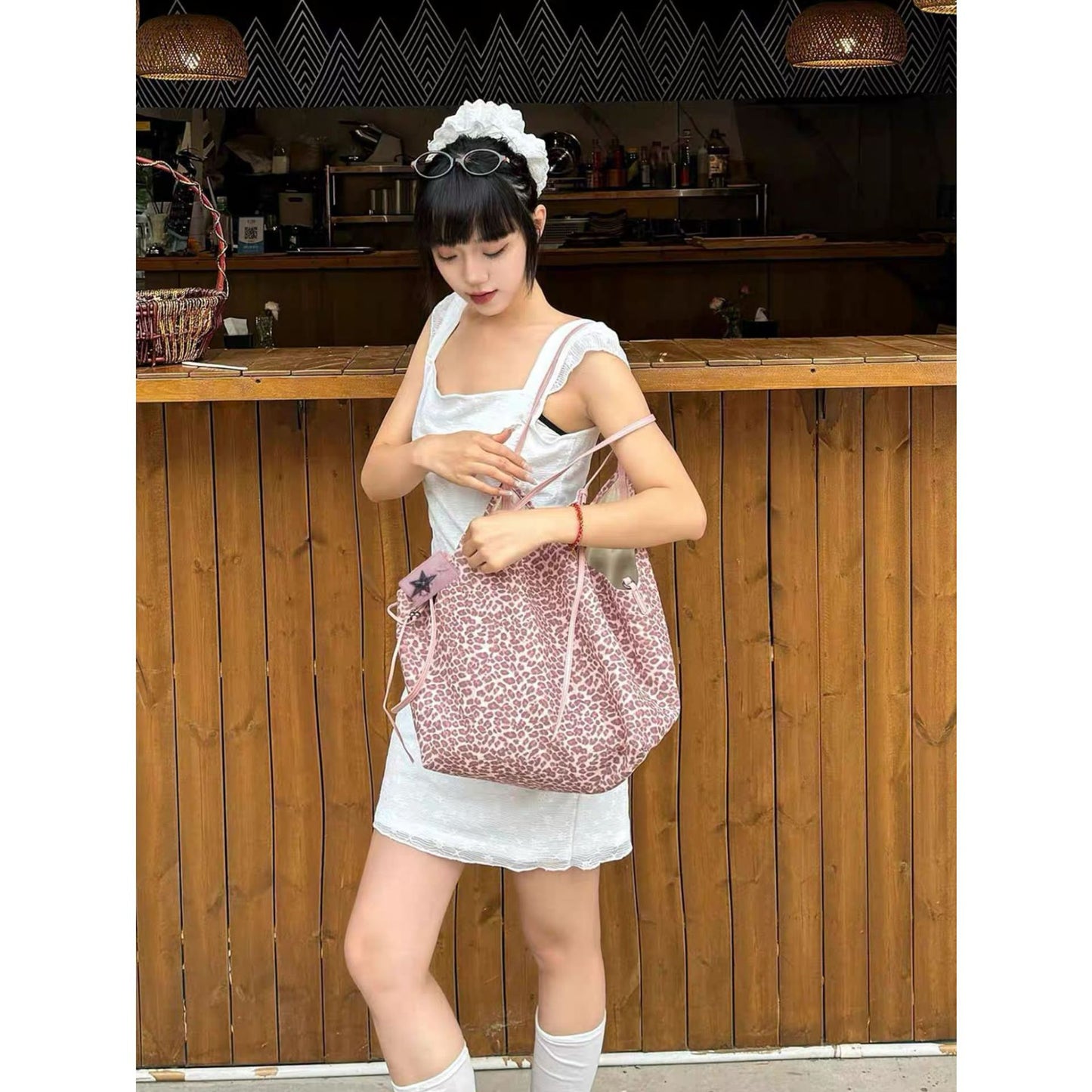 Women's Lazy Relaxed Retro Leopard Print Large Tote Bag