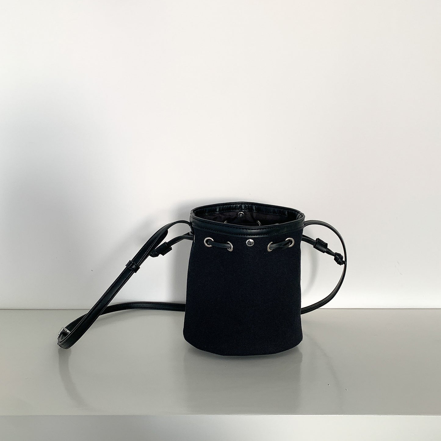 Women's Drawstring Ruffle Canvas Stitching High-grade Niche Bucket Bags