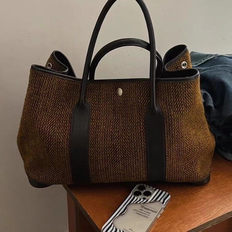 Women's Niche Designer Fashionable Temperament Woolen Big Women's Shoulder Bag