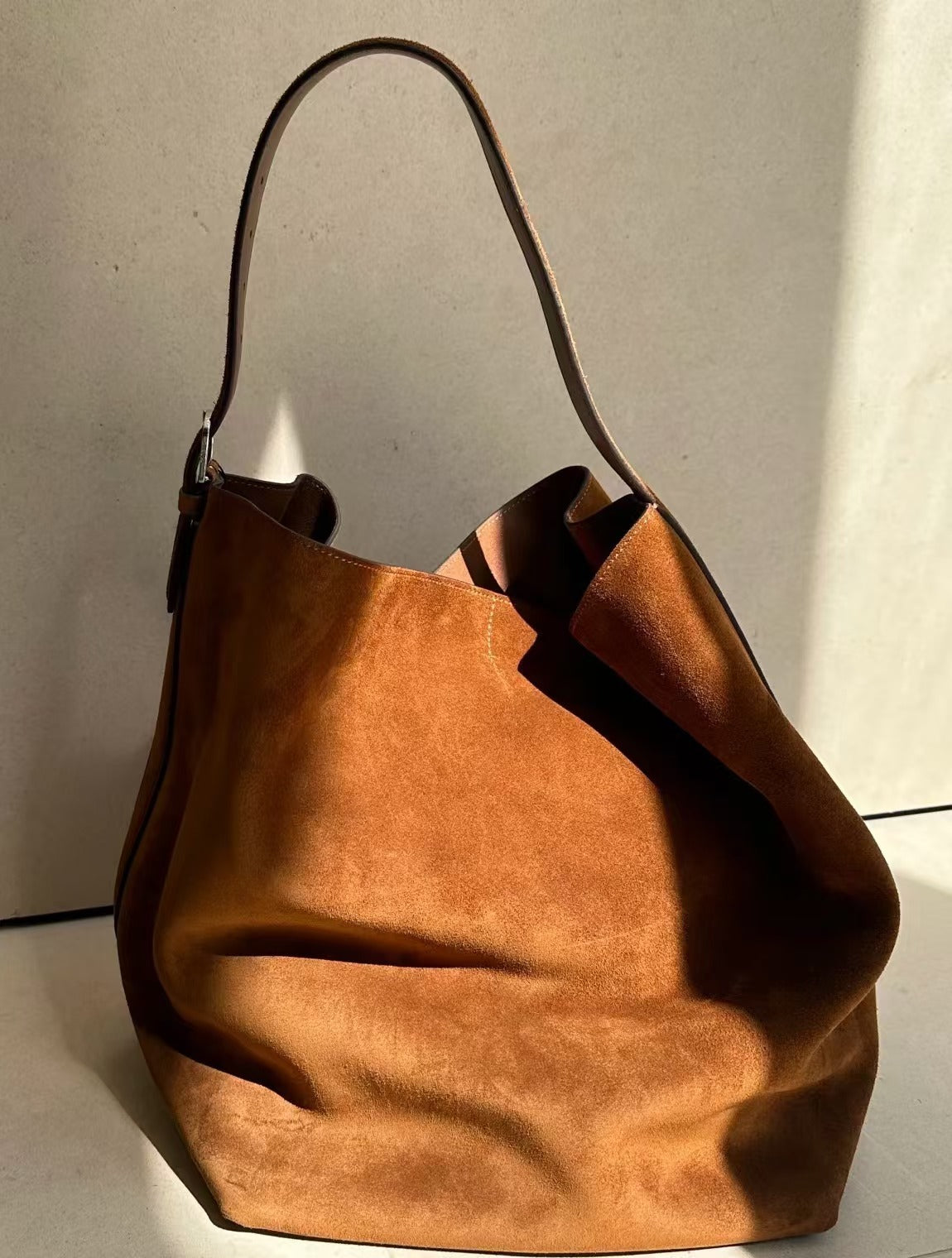 Women's Vintage Suede Matte Cowhide Genuine Leather Commuter Large Capacity Women's Shoulder Bag