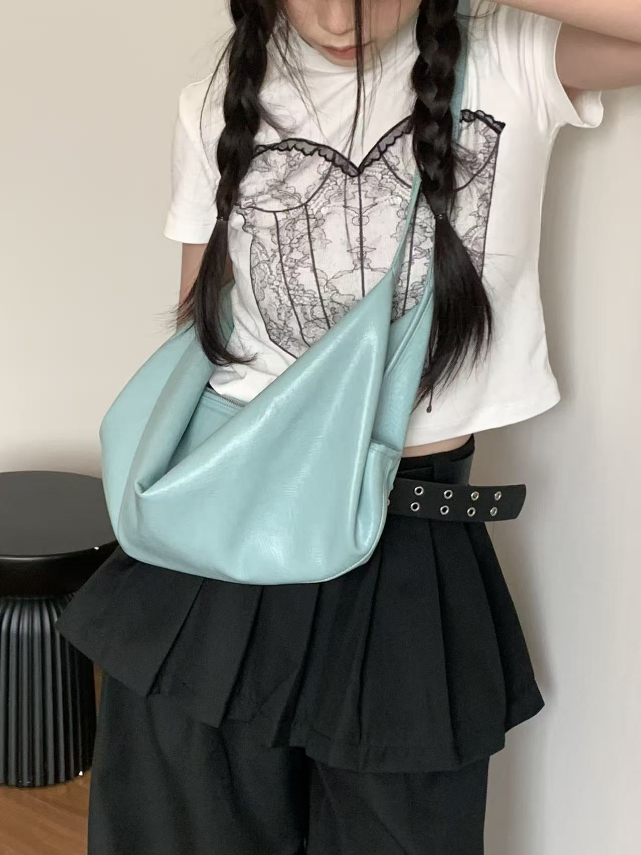 Oil Wax Leather Large Capacity Dumpling Style Underarm Tote Bag