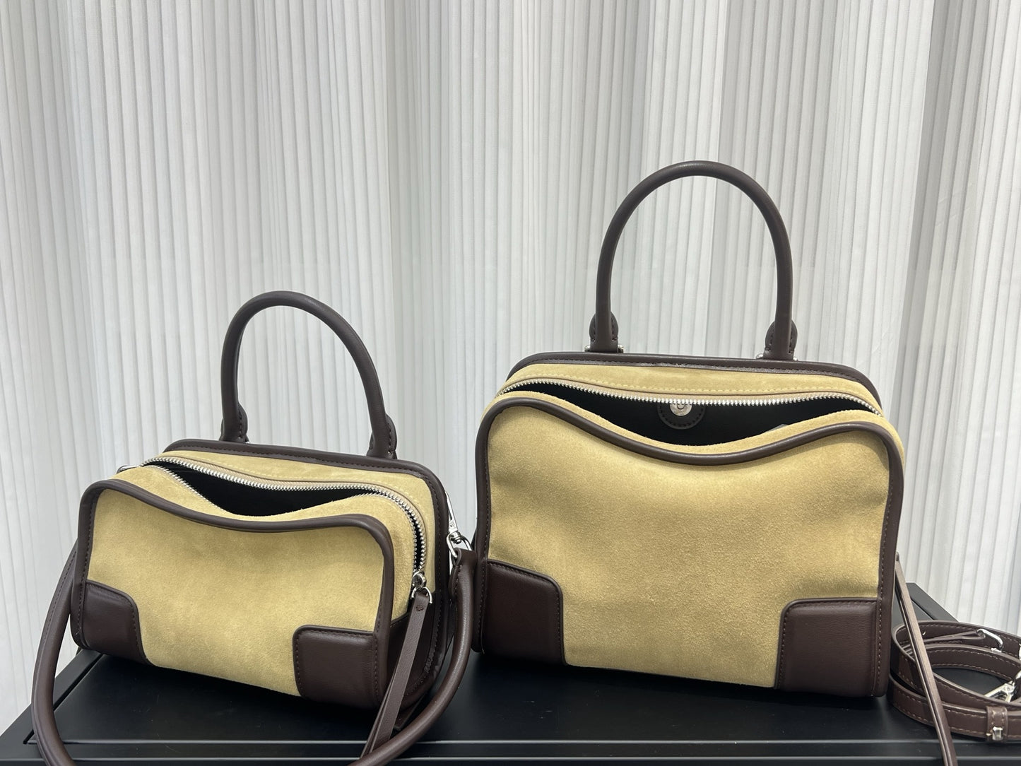 Glamorous Bowling Niche Retro Commuter Leather Women's Shoulder Bag