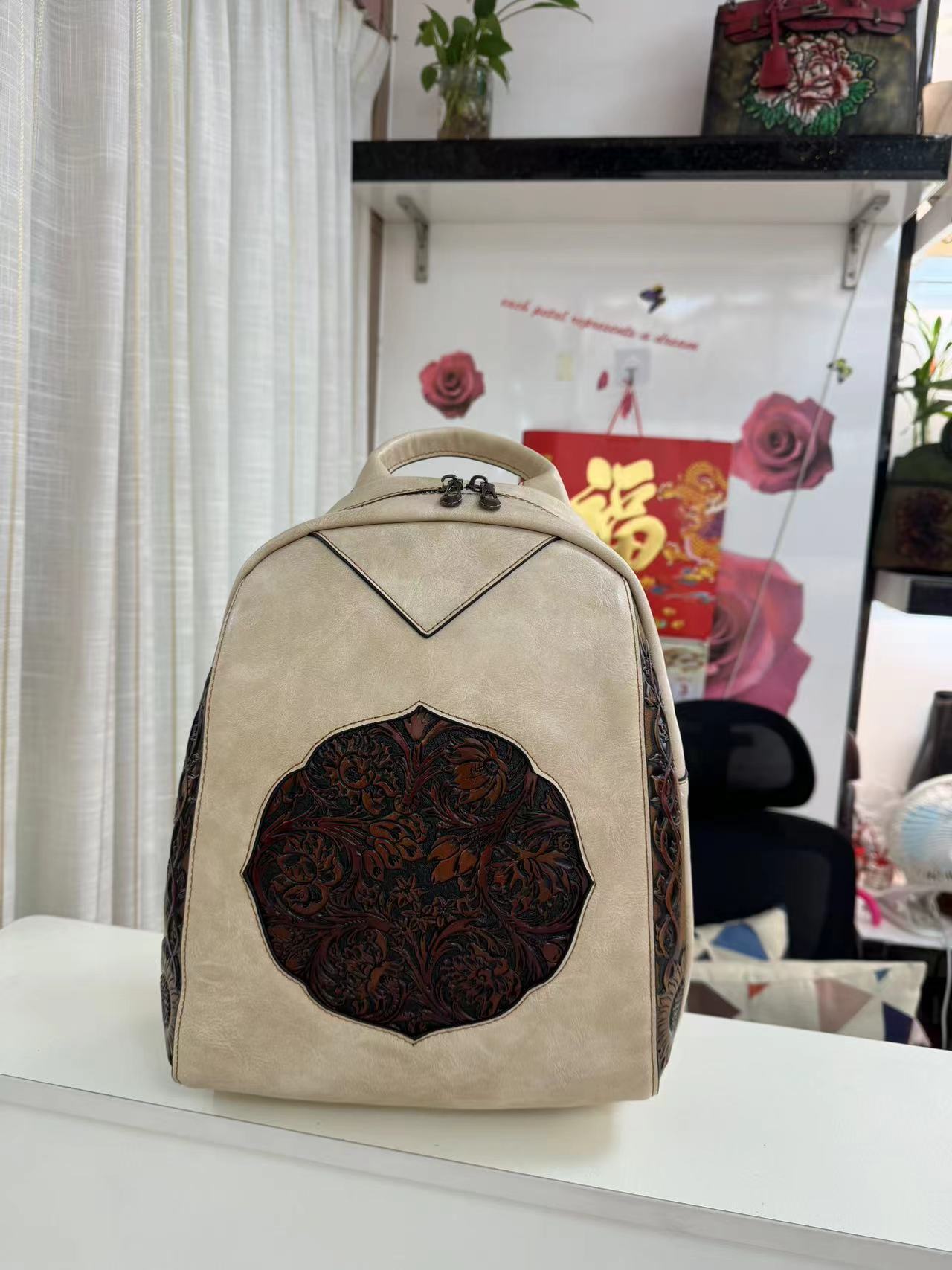 Women's Retro National Style Embossed Large Capacity High Practical Women's Backpack