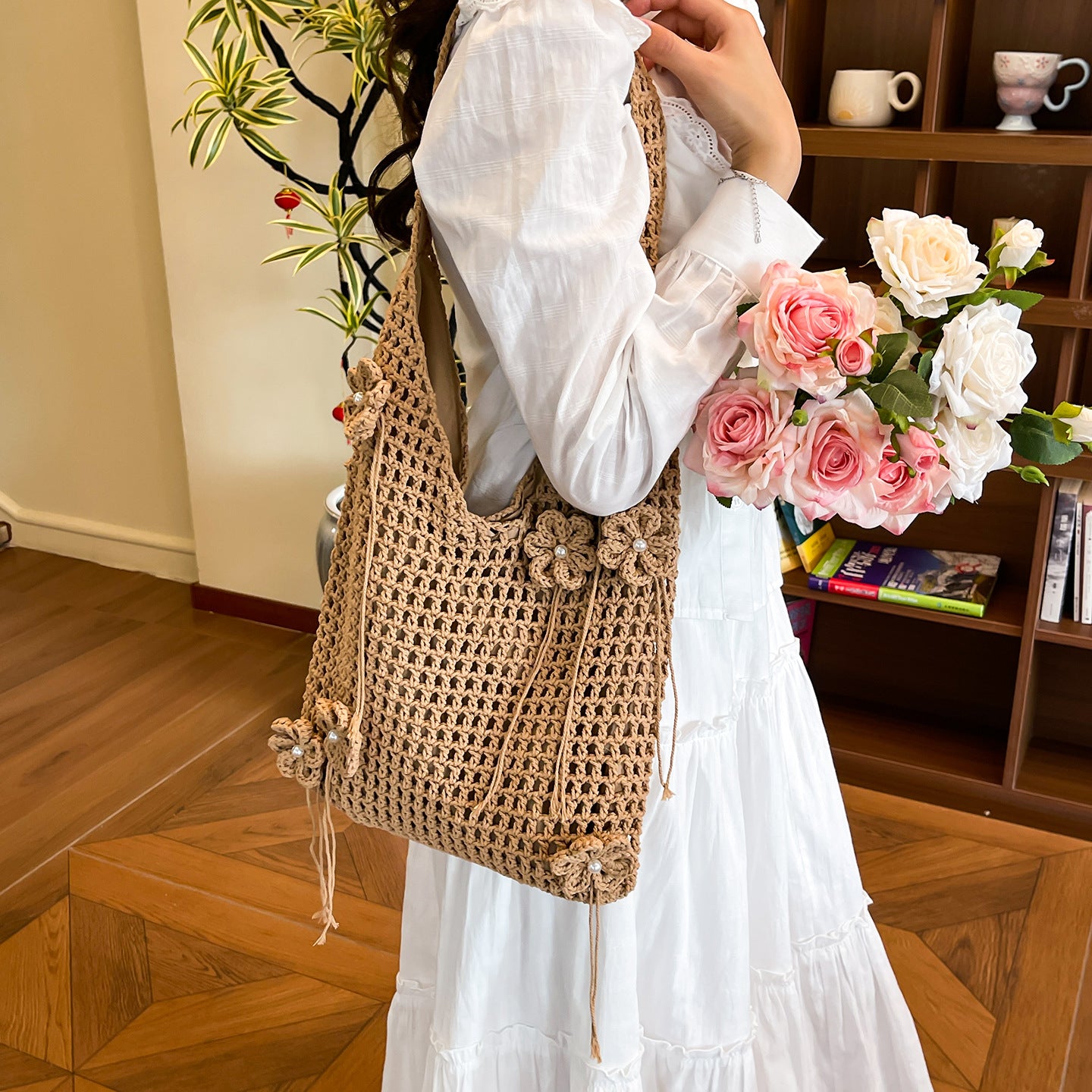 Knitted Hollow Beach Underarm Large Capacity Woven Western Style Shoulder Bags
