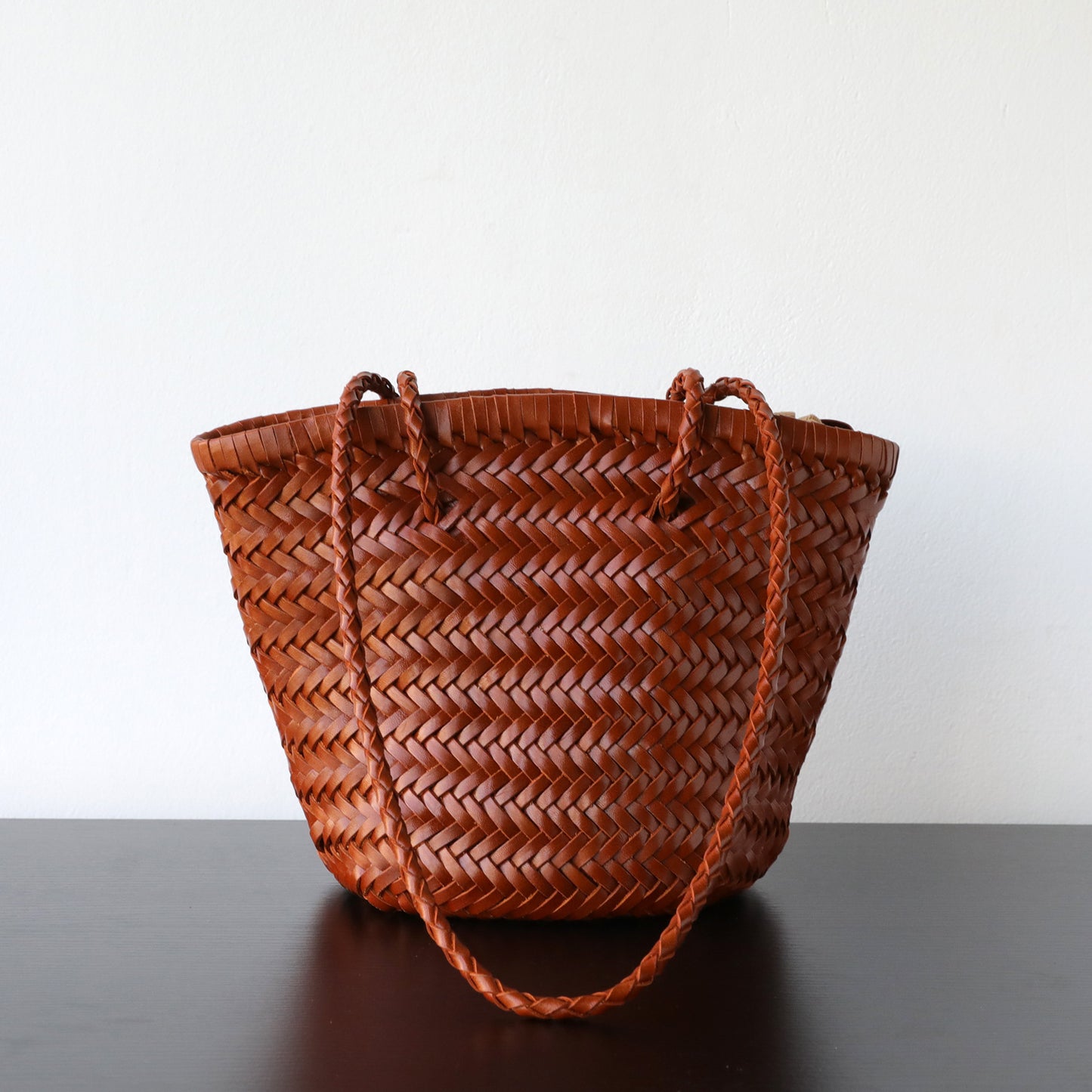 Women's Luxury French Retro First Layer Cowhide Hand-woven Vegetable Basket Genuine Bags
