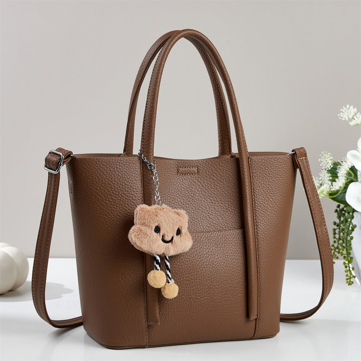 Simple Western Style Flip Classic Retro Tote Bag