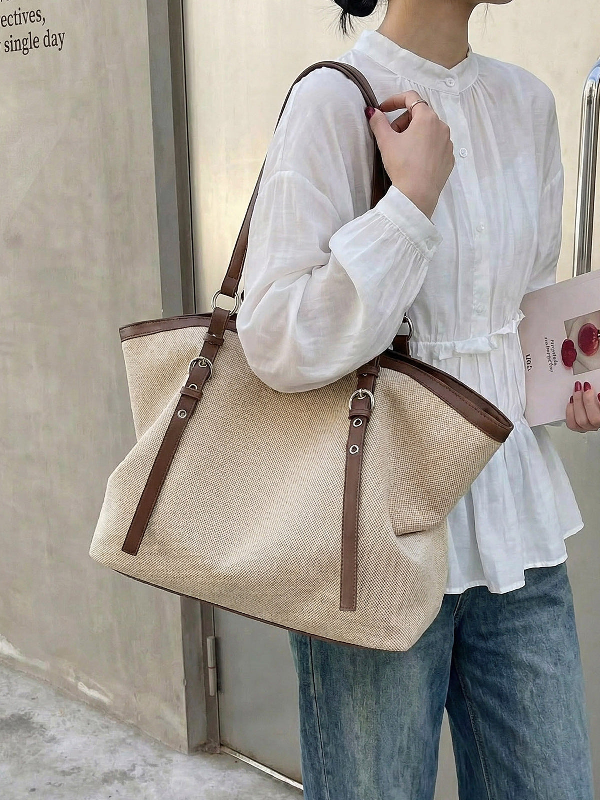 Women's Large Capacity Canvas Portable Commuter Simple Bags