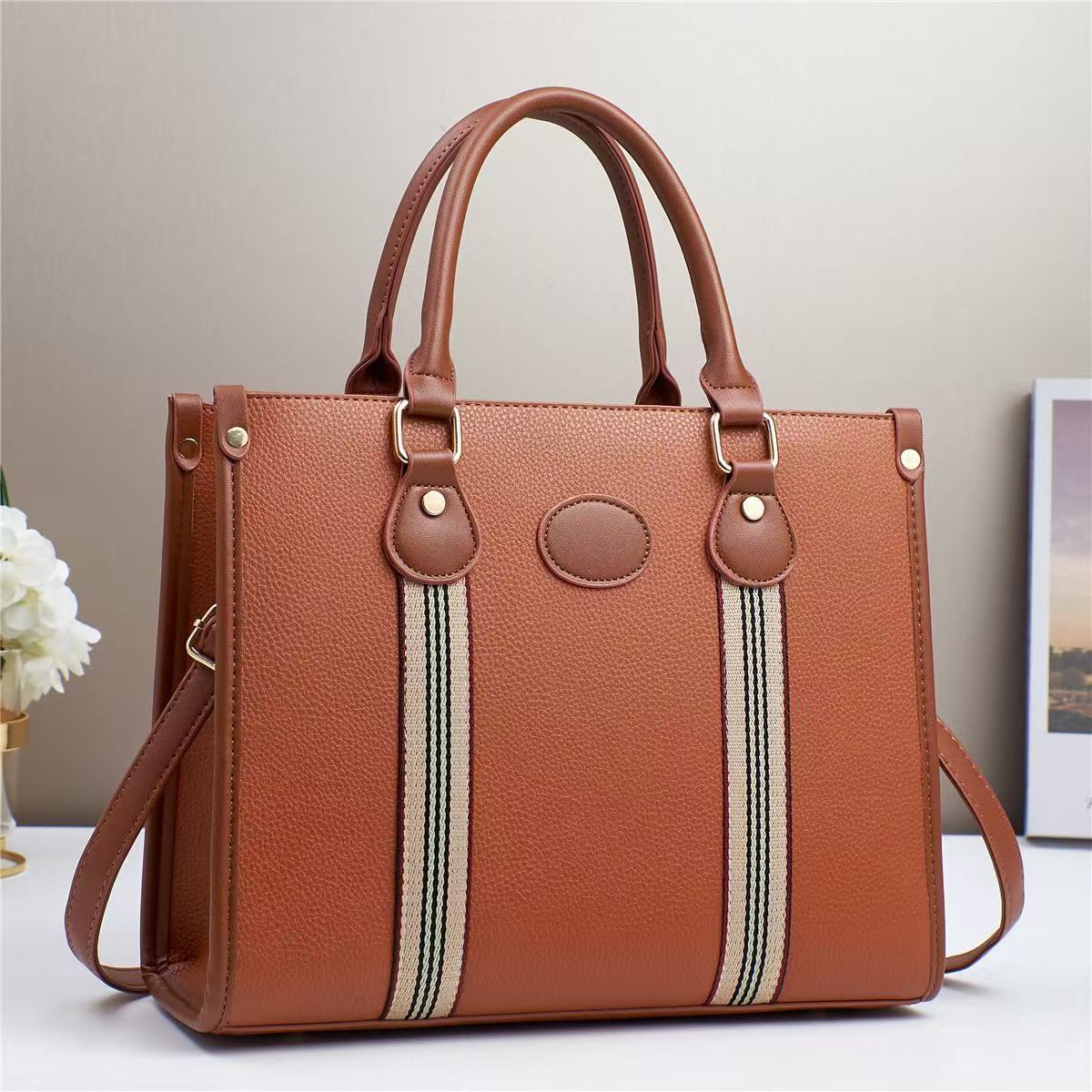 Women's Mom Fashionable Elegant Large Capacity Textured Tote Bag