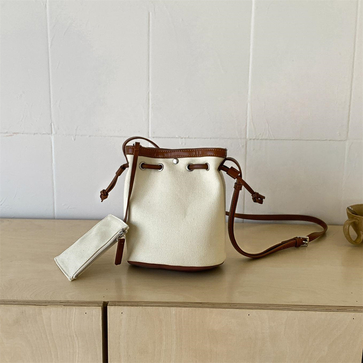 Women's Drawstring Ruffle Canvas Stitching High-grade Niche Bucket Bags