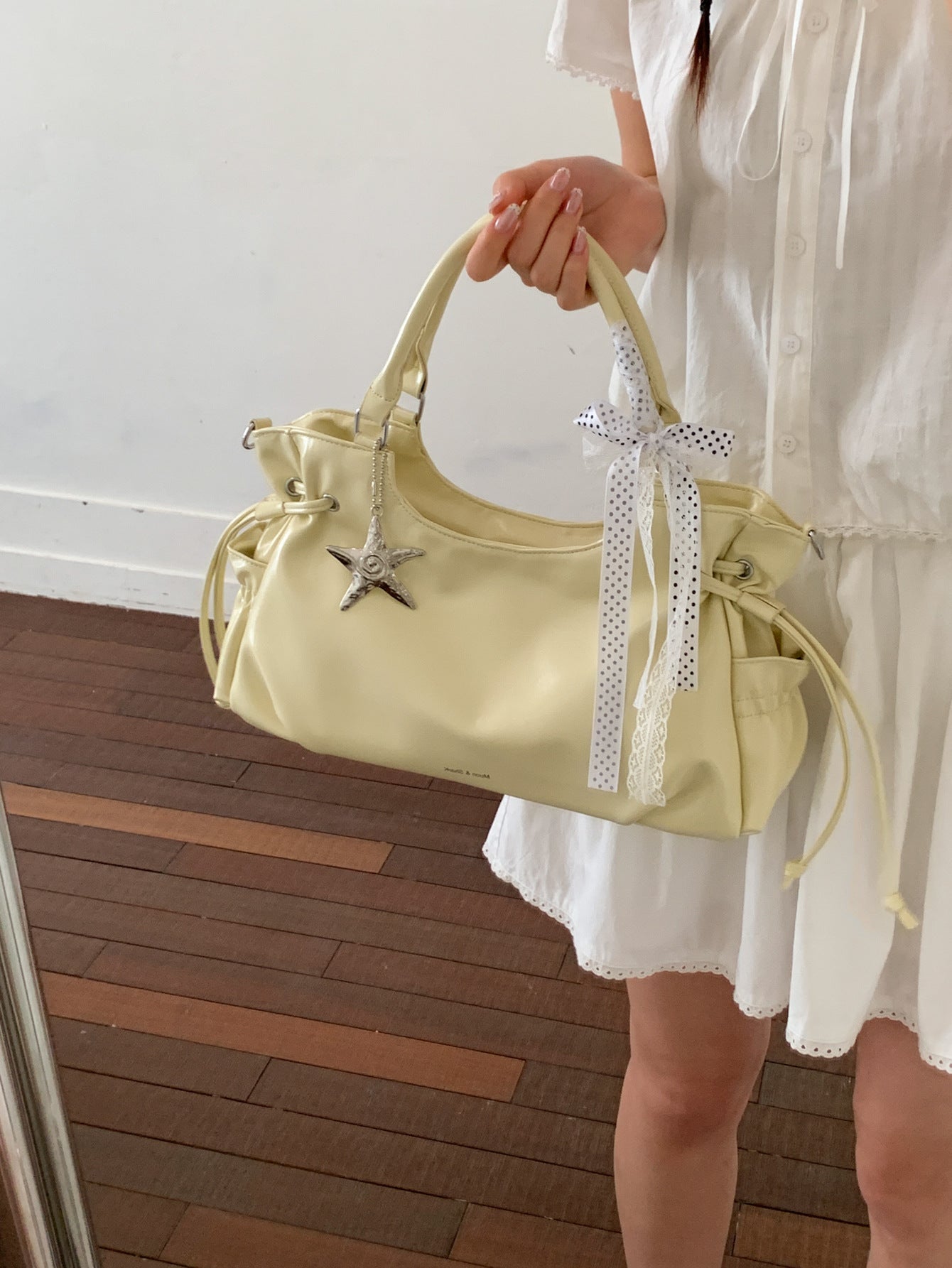 Women's Niche Large Capacity Totes Commuter Fashion Women's Shoulder Bag