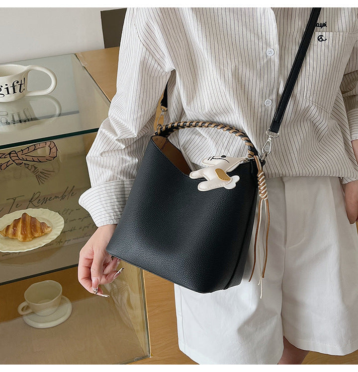 Women's Korean Style Urban Simple Large Capacity Textured Bucket Bags