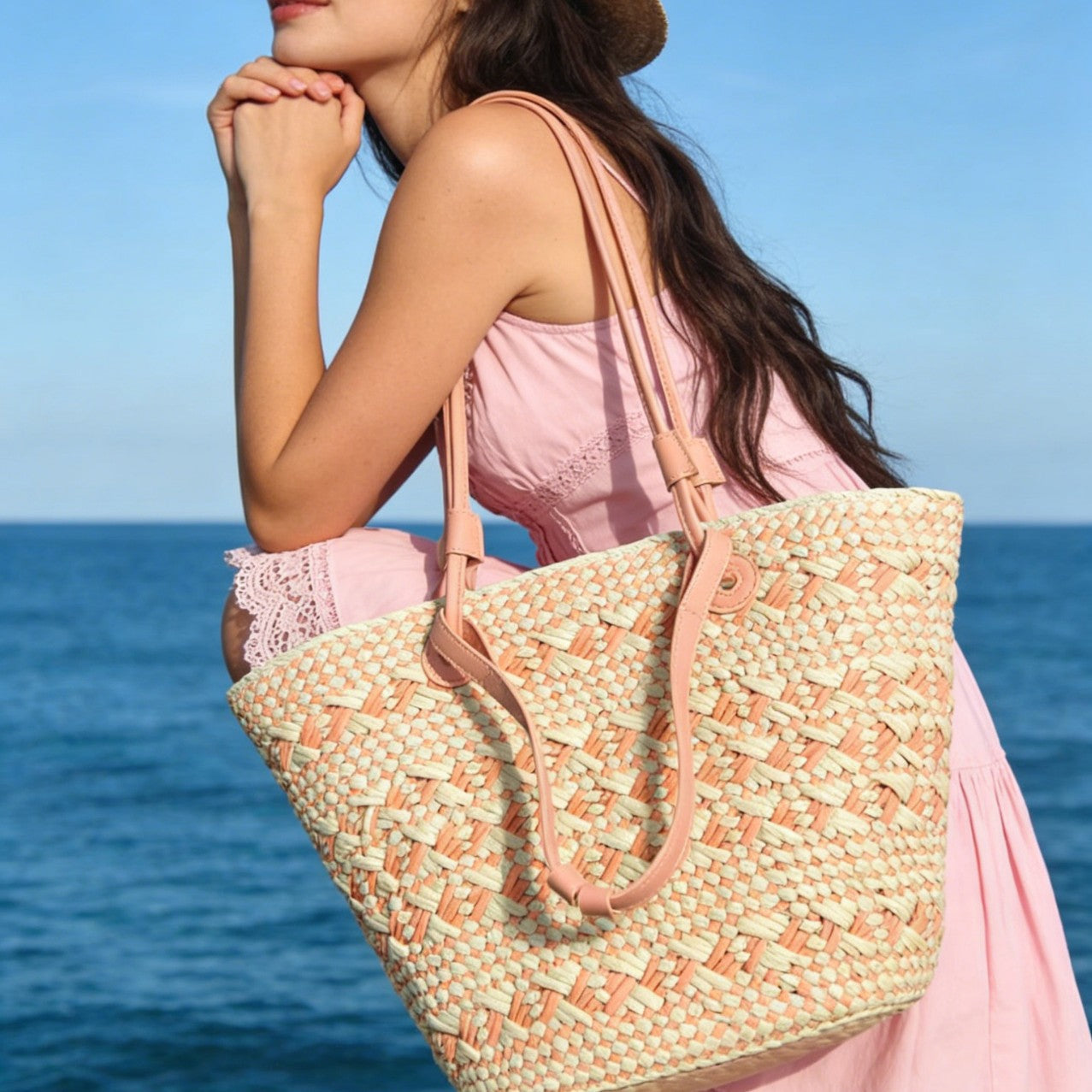 Women's Large Capacity Canvas Trendy Early Spring Printing Lettered Women's Shoulder Bag