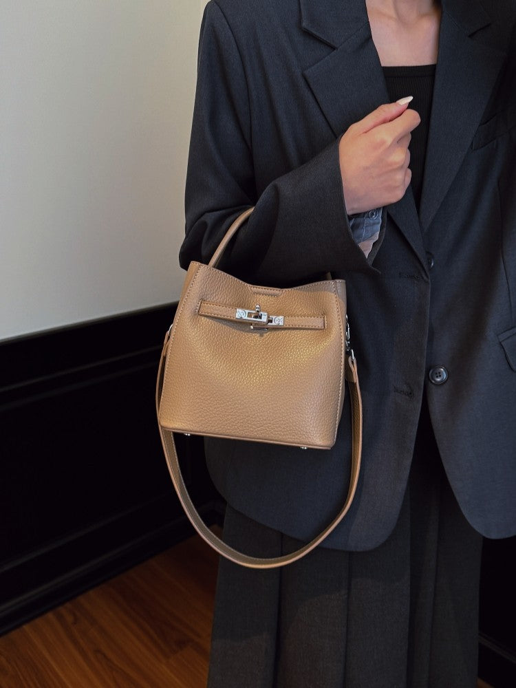Women's Vintage Trendy Fashion High-grade Versatile Bucket Bag