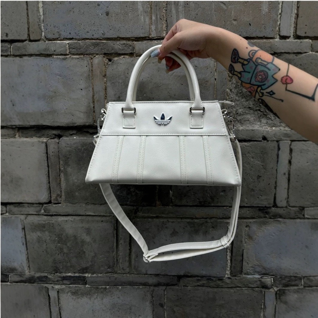 Women's Summer Clover Retro Style Hourglass Hand Women's Shoulder Bag