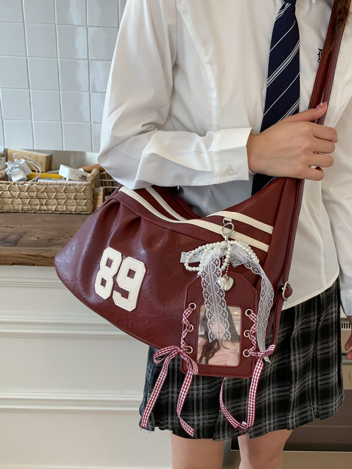 Slouchy Women's Retro One Leisure Commute Backpacks