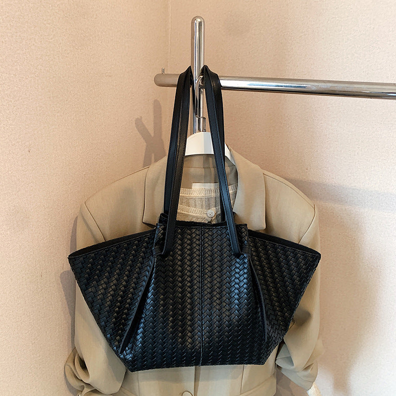 Style Woven Pleated Fashionable Simple Mother Tote Bag
