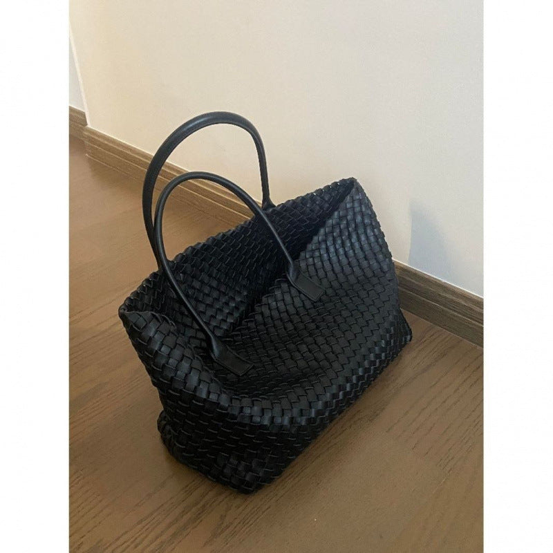 Women's Large Capacity Hand-woven Woven Simple Commute Women's Messenger Bag