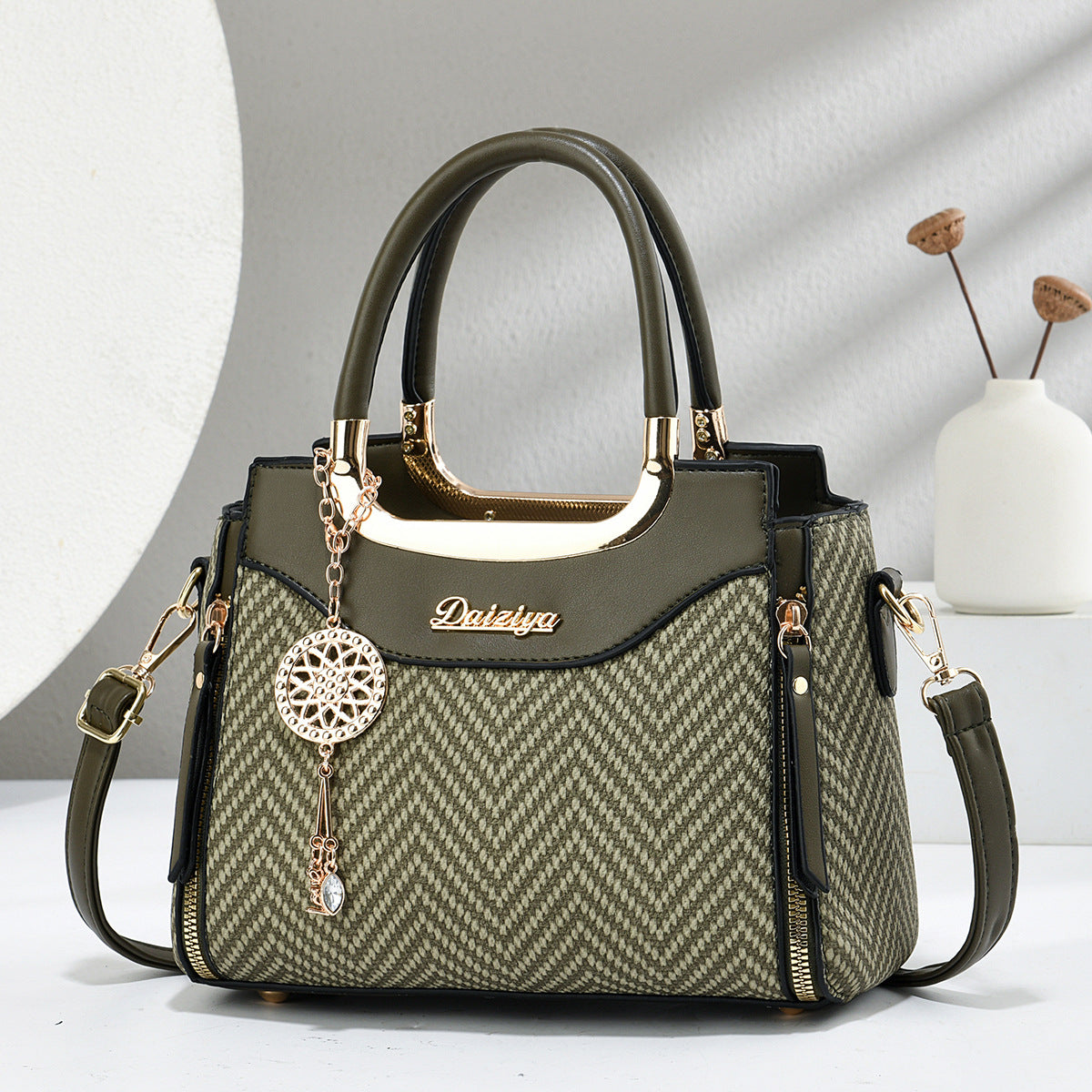 Women's High-grade Trendy Fashion Elegant Simple Textured Bags