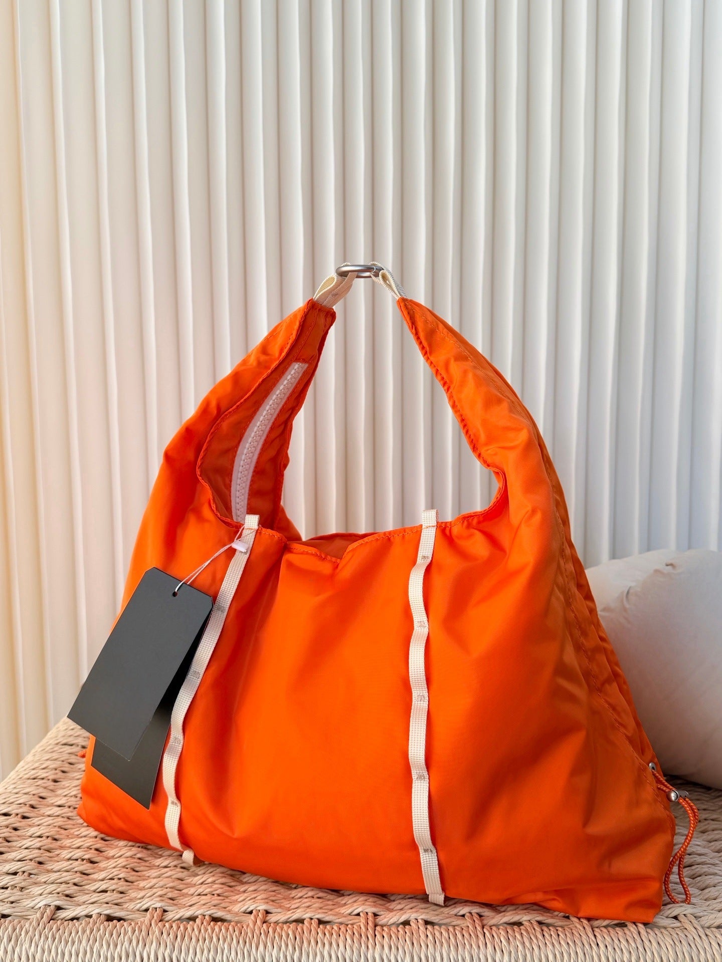 Cloud Nylon Fashion Trend Large Capacity Tote Bag