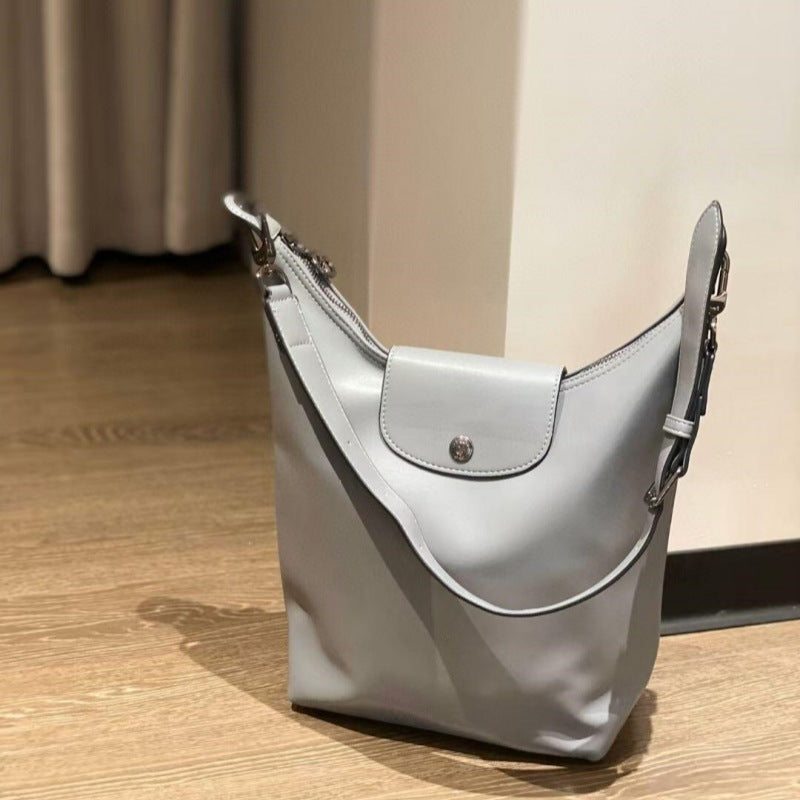 Women's Dragon Inlaid Underarm Large Capacity Fashion Women's Handbag