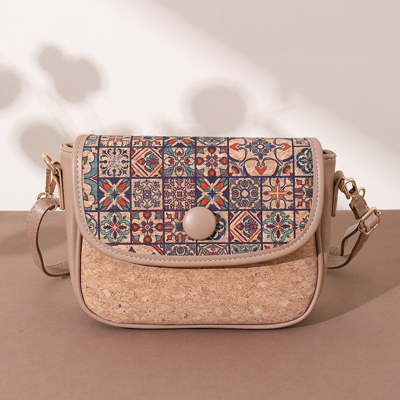 Women's Ethnic Style Pattern Cork Bark Wooden Lining Outer Simple Lightweight Women's Messenger Bag