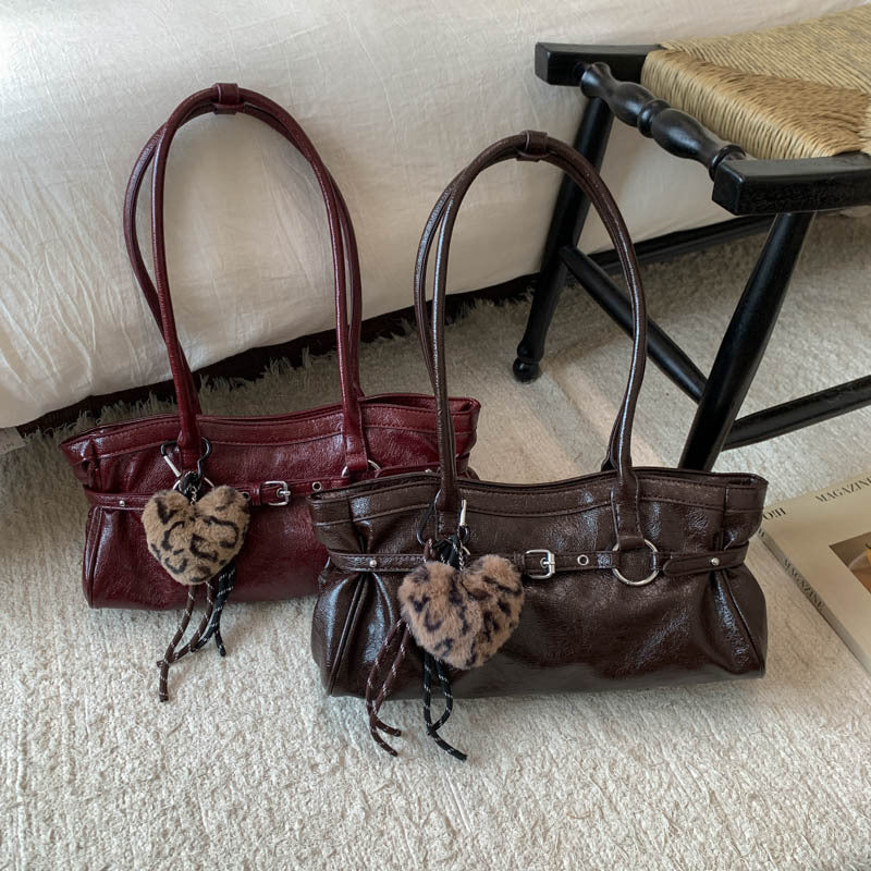 Women's Retro Style Niche Motorcycle Portable Baguette Commuting Shoulder Bags