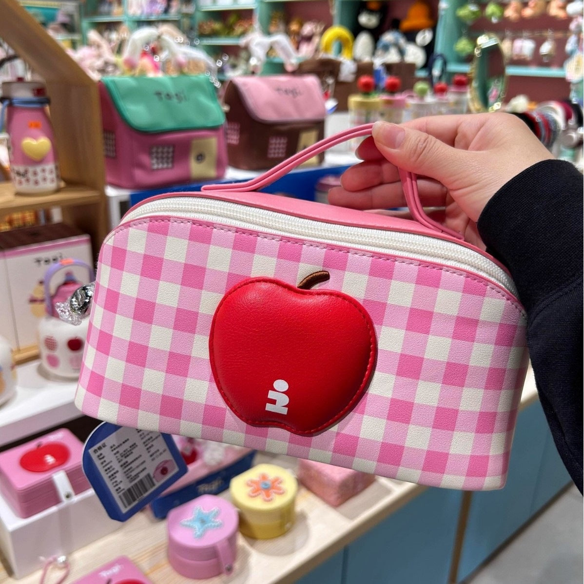 Imagine Apple Bulging Cute Waterproof Portable Cosmetic Bags