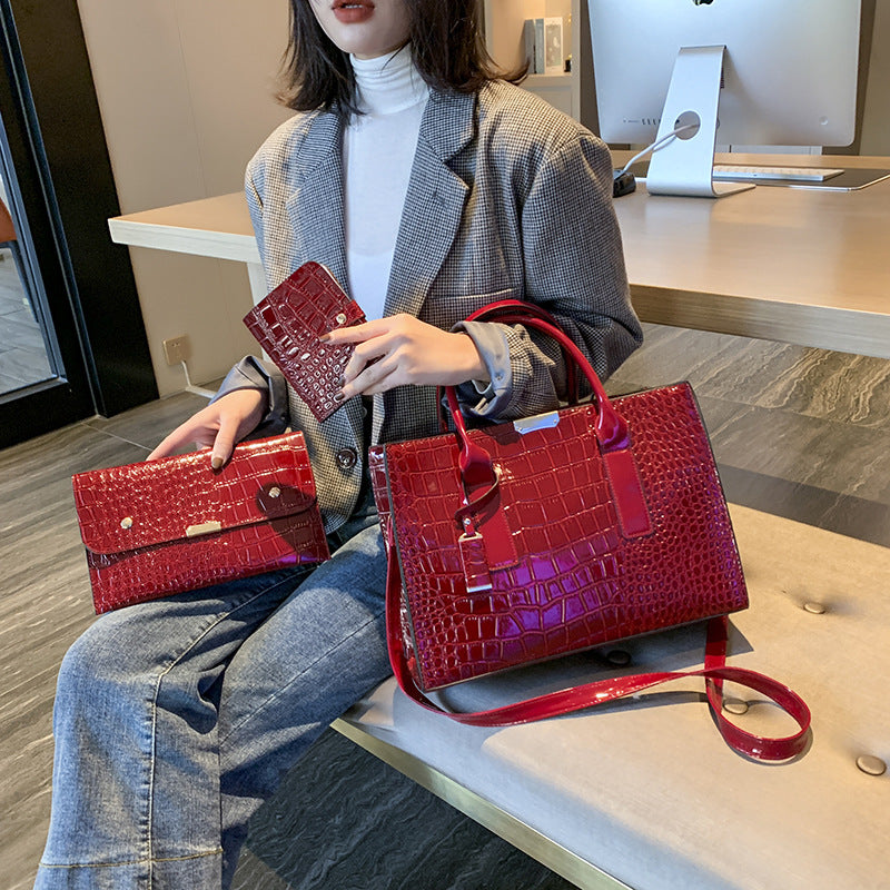 Women's Pattern Chain Trendy Unique Dog Teeth Tote Bags