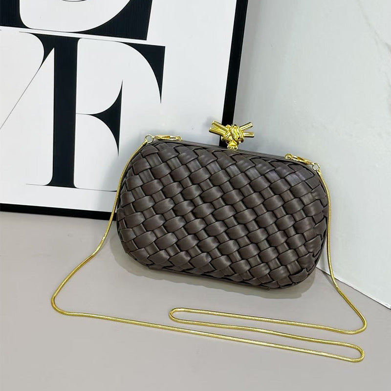 Women's Hand-woven Metal Chain Light Luxury Banquet Women's Shoulder Bag
