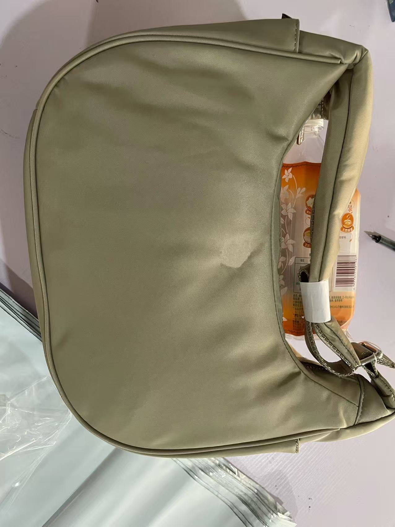 Women's & Men's Icon Croissant Commuter Dumpling Bags