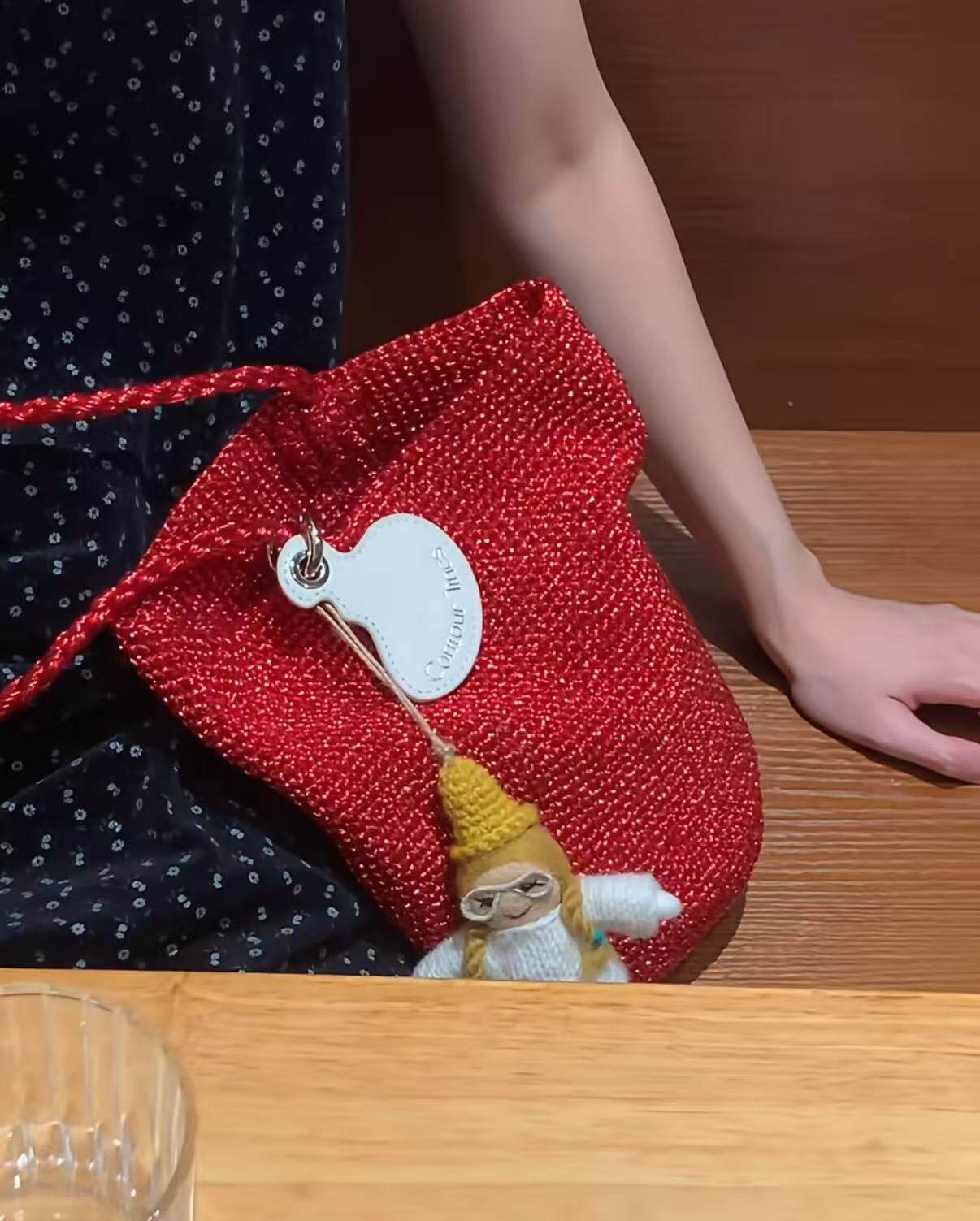 Women's Niche Hand-woven Sier Underarm Versatile Shoulder Bags