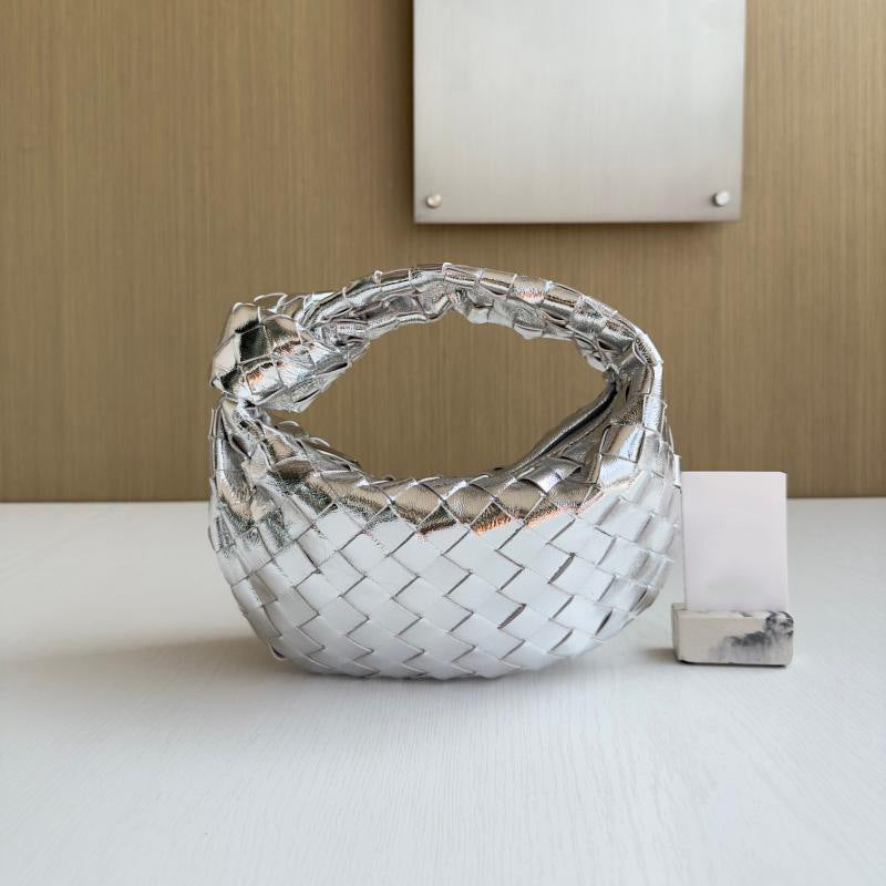 Women's Woven Fashionable Portable Dumpling Design Knotted Bags