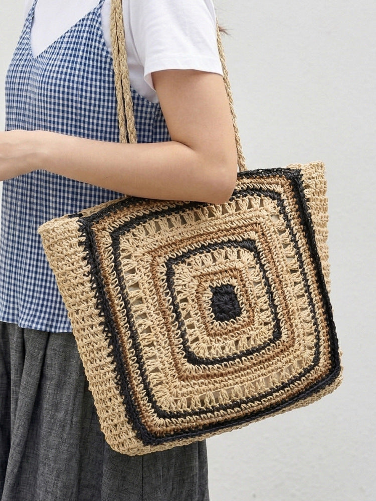 Women's Beach Vacation Super Popular Hand-woven Large Capacity Bags