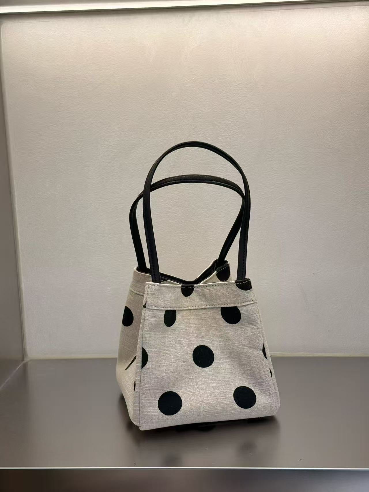 Classic Trendy Versatile Cloth Design Dot Women's Shoulder Bag