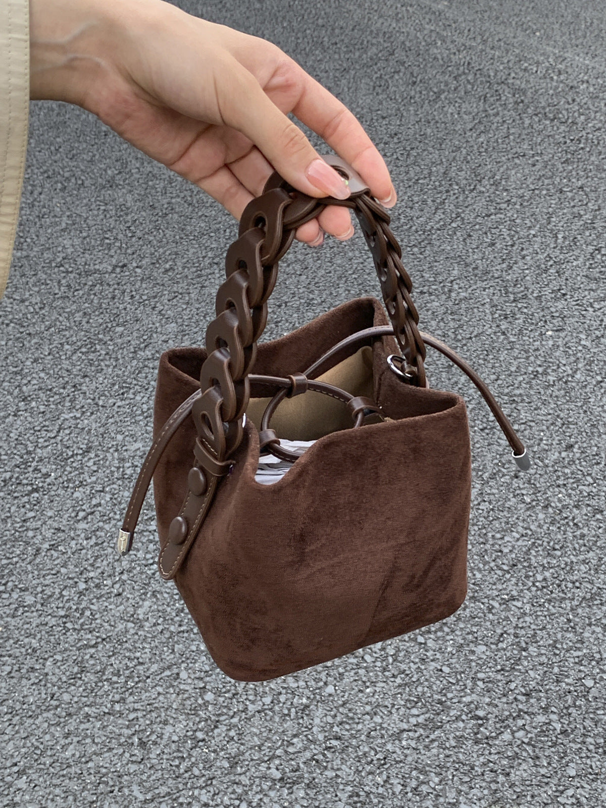 Attractive Women's Retro Brown Exquisite Portable Bucket Bag