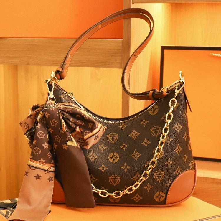 Women's Light Luxury Croissant Trendy Fashion Joker Large Capacity Commuter Women's Messenger Bag