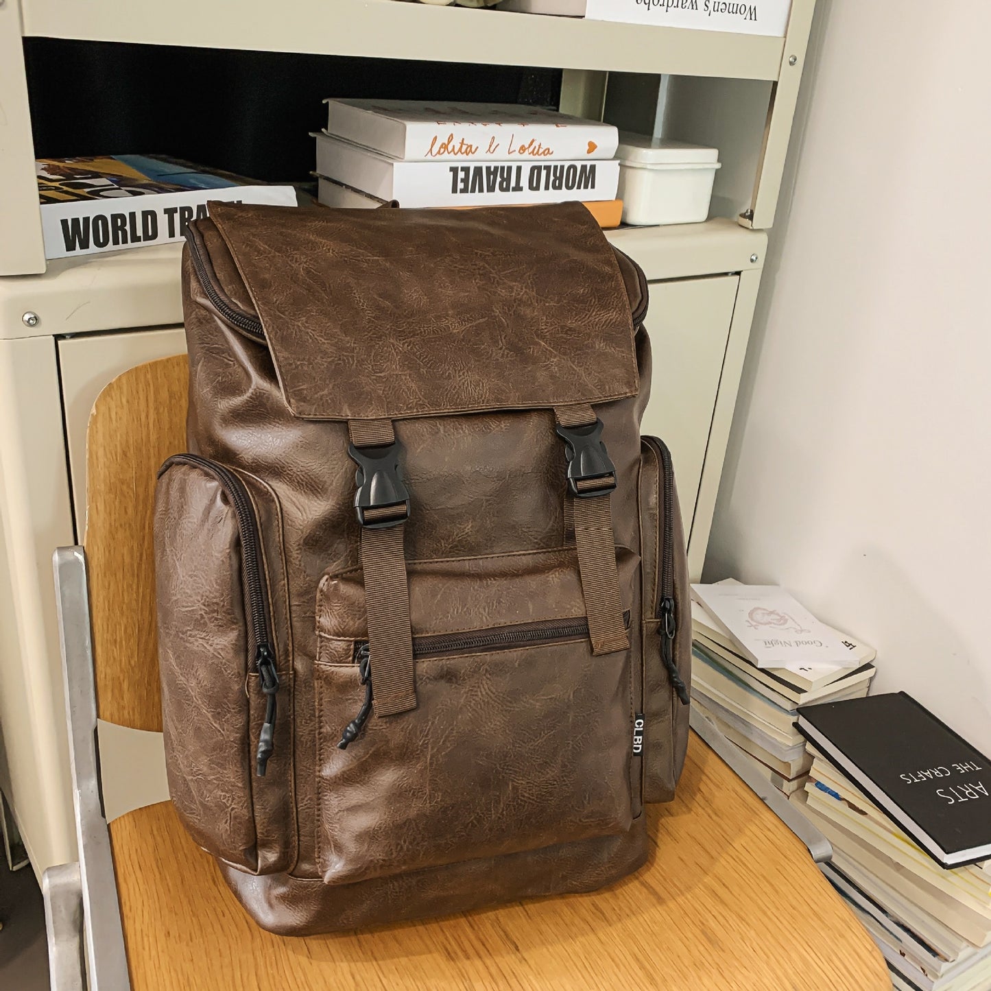 Women's & Men's High College Business Leather Large Capacity Leisure Backpack