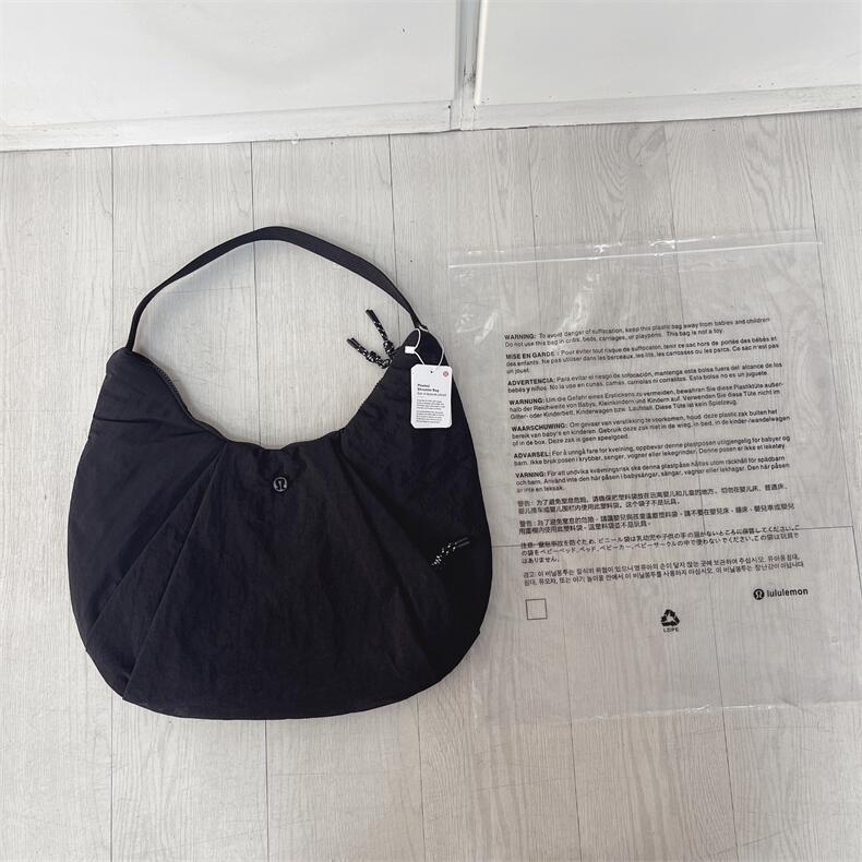 Women's Crescent Horn Yoga Large Capacity Bags