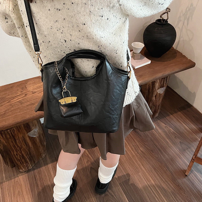 Women's High-grade Bright Leather Bride Wedding Underarm Women's Shoulder Bag