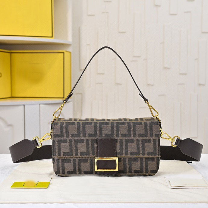 Women's Classic Presbyopic Versatile Fashion Baguette Leather Bags